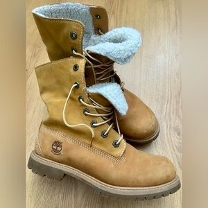 Size 7 Timberland Boots